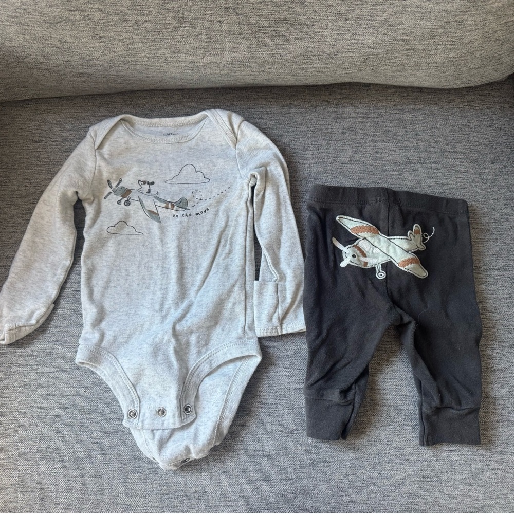 Carter's Gray and Black Airplane Matching Set